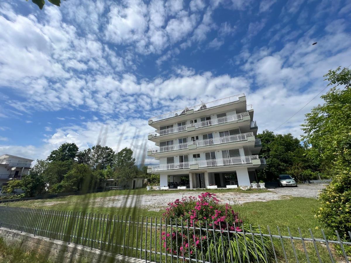 Prado Apartment Hotel Limin Litochorou Ngoại thất bức ảnh