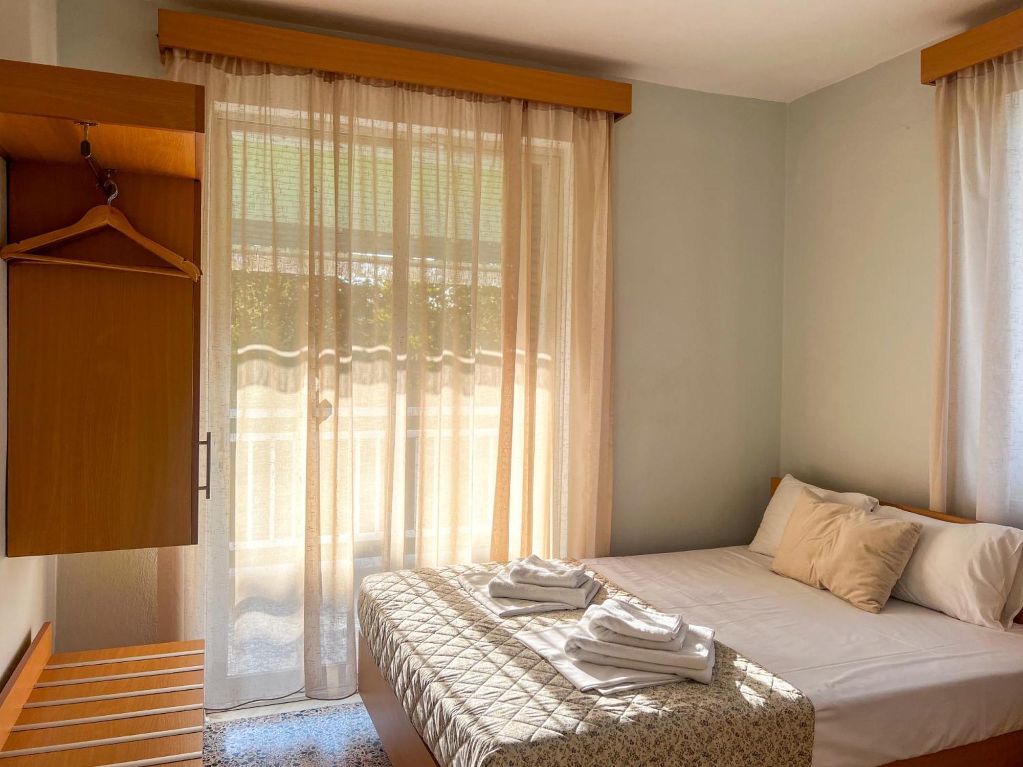 Prado Apartment Hotel Limin Litochorou Ngoại thất bức ảnh